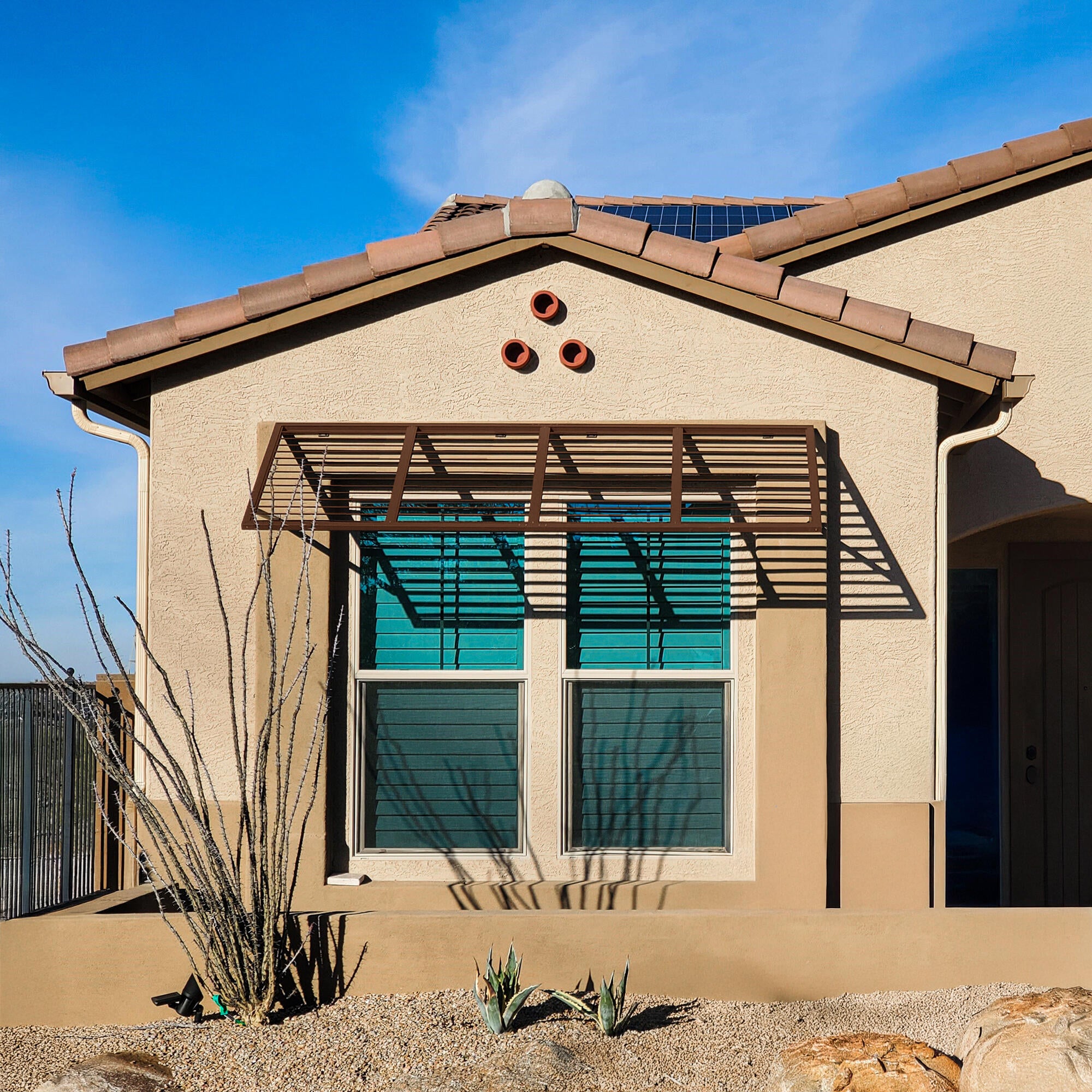 Bahama® Awning - Awntech Corporation