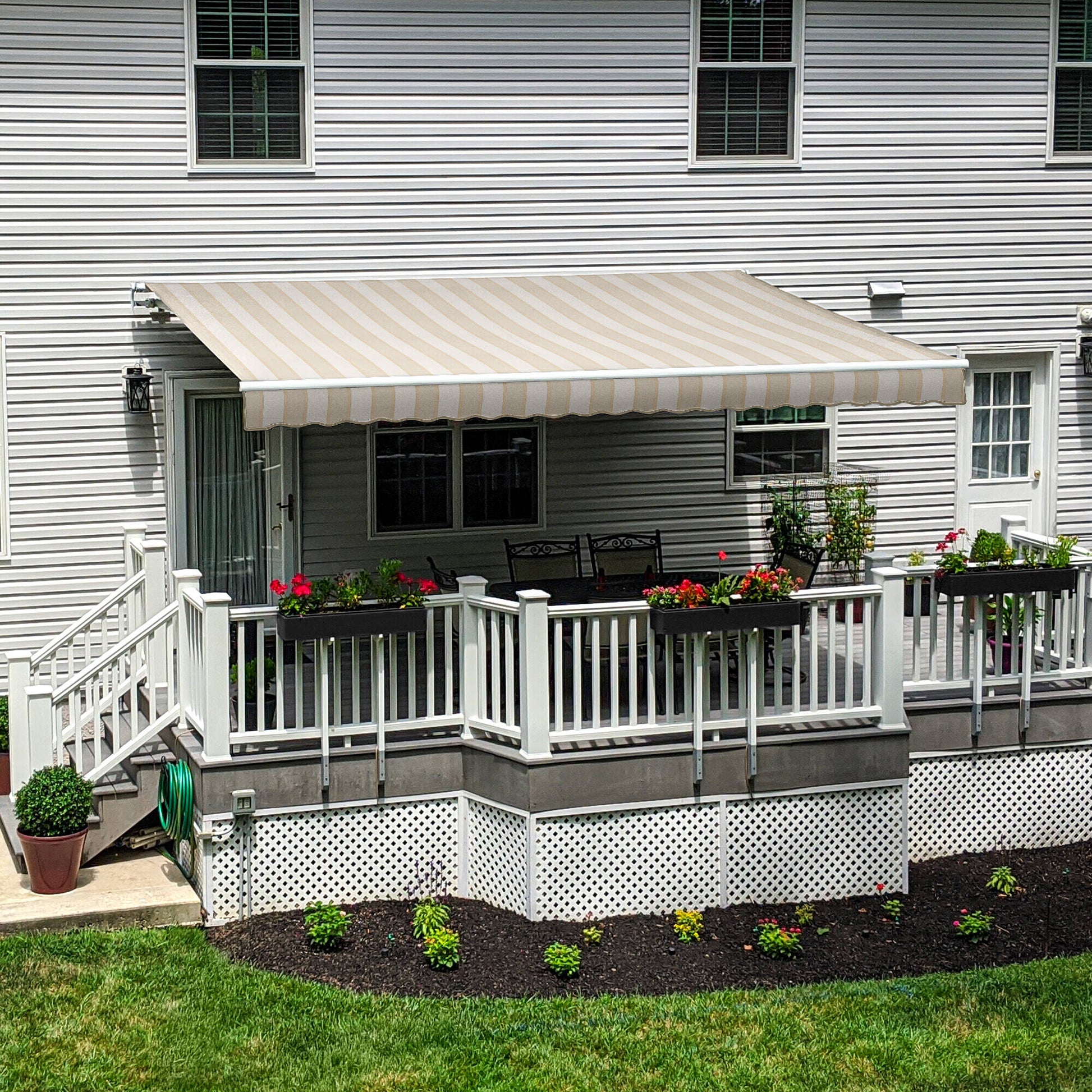 Maui® Manual Awning - Awntech Corporation