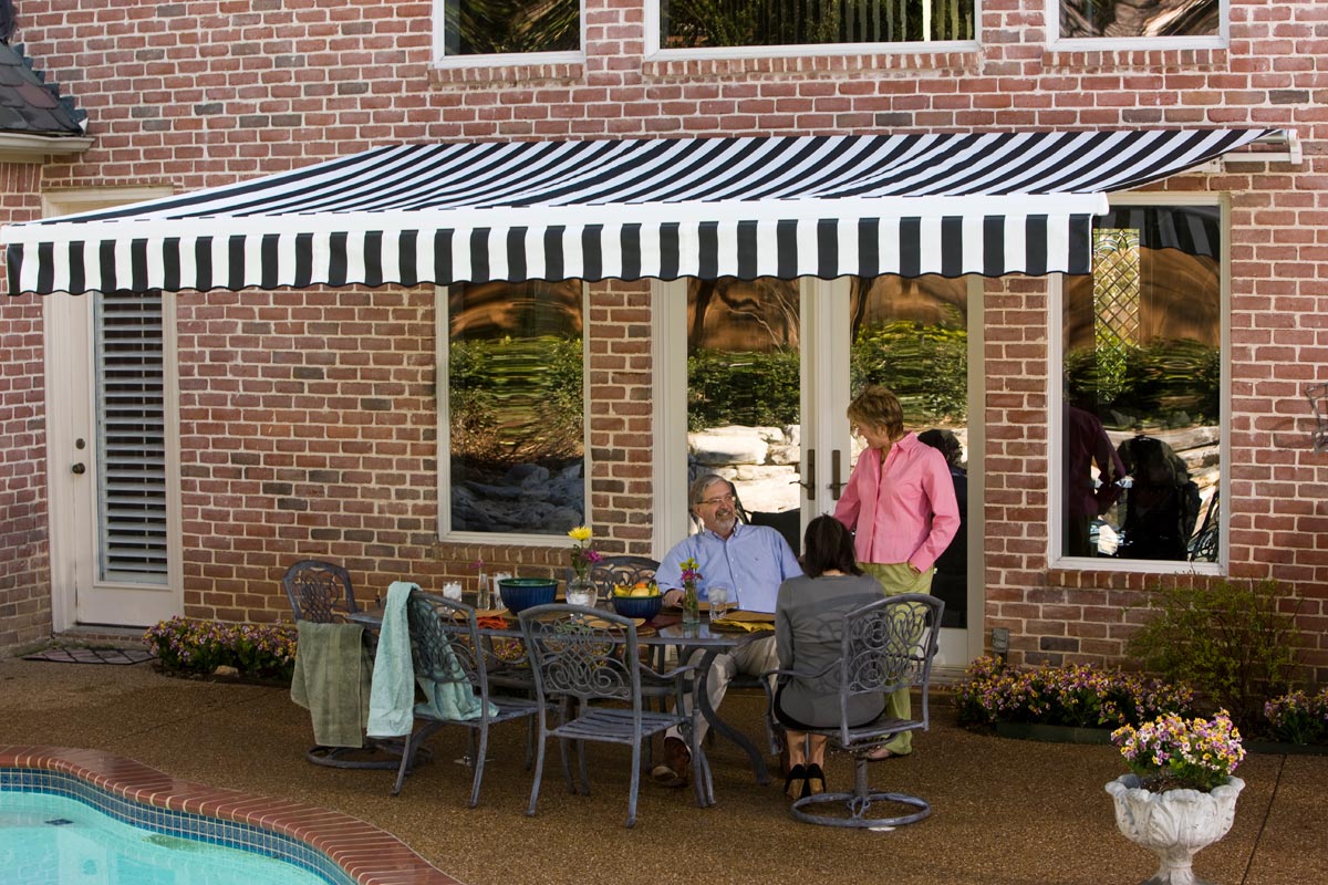 Retractable Outdoor Space Pool Patio Awning